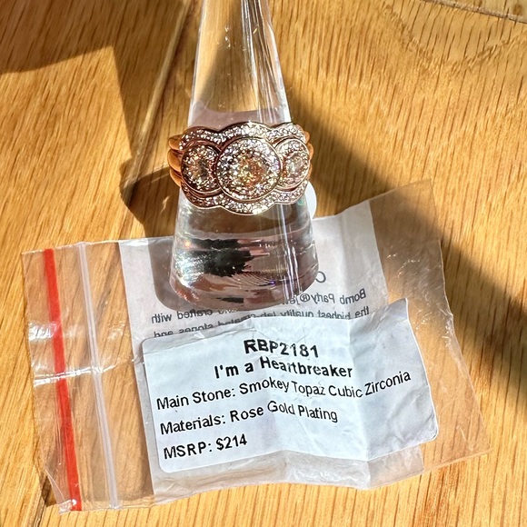 Bomb Party Original Collection Ring - I’m a Heartbreaker - Picture 1 of 6